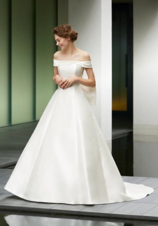 お取り寄せレンタル衣装020