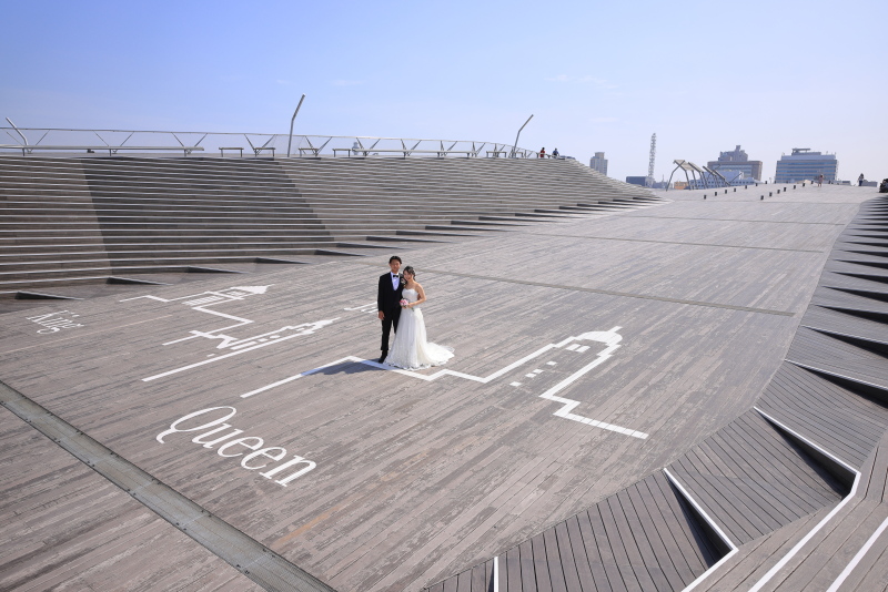 大さん橋にて♪【スタジオレイル】各地ロケーション撮影・スタジオ撮影撮影場所は自由にお選びください。おふたりのご要望に全力でサポートさせていただきます。横浜発の前撮りは「スタジオレイル」で!