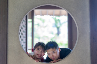 三渓園にて【スタジオレイル】各地ロケーション撮影・スタジオ撮影撮影場所は自由にお選びください。おふたりのご要望に全力でサポートさせていただきます。横浜発の前撮りは「スタジオレイル」で！