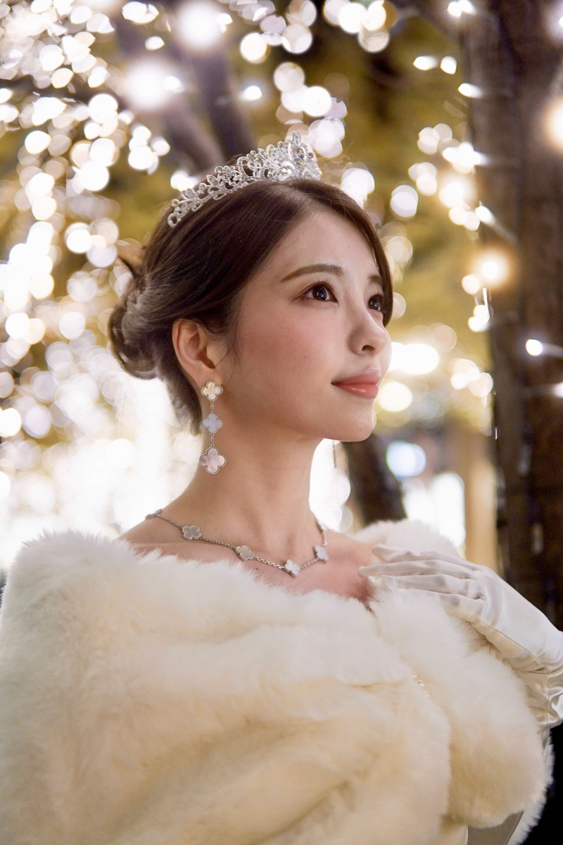 ティアラ×ケープ×ヴァンクリーフ