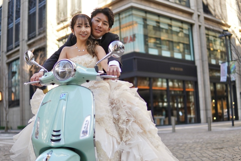 ベスパ×石畳でまるで海外♡