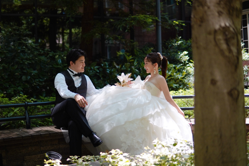 木漏れ日が美しい中庭で