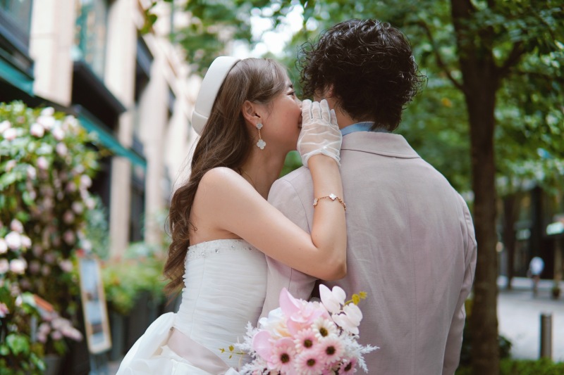 <お急ぎプラン>ヴァンクリーフのジュエリーをつけて上品な大人フォト・全データ20枚・クールレタッチデータ10カット・1スポット