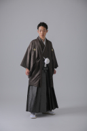 チャコールグレー×ダイヤ