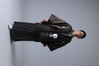 チャコールグレー×シルバーグラデーション