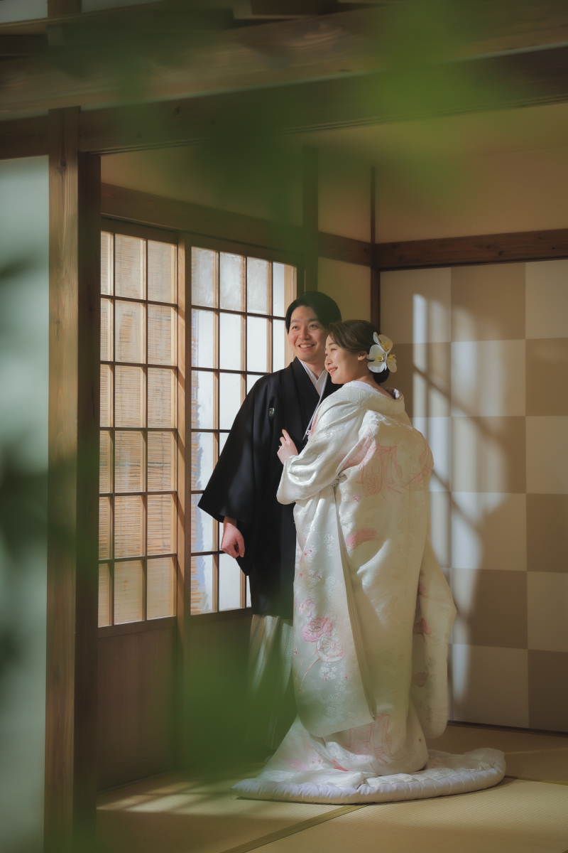 葉っぱの隙間から撮影