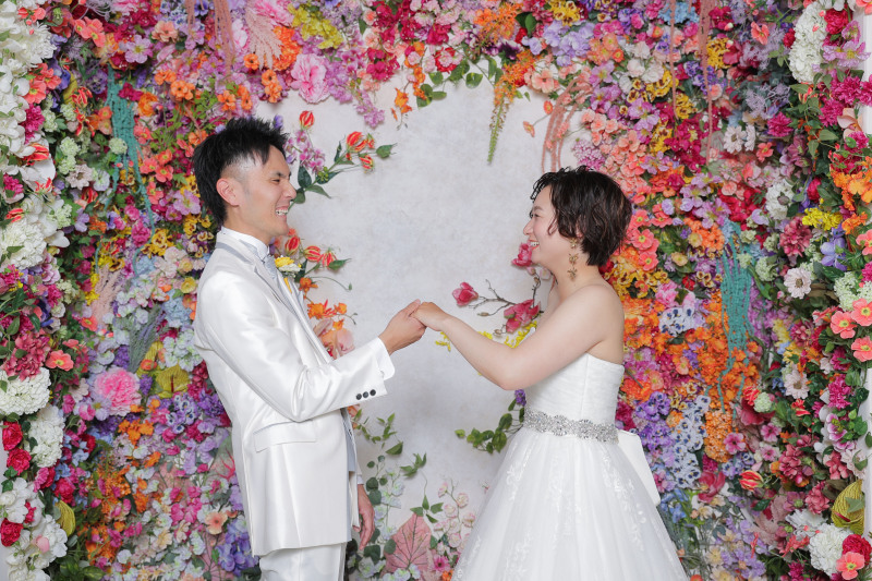 華やかなフラワーウォール