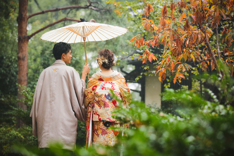 落ち着いた雰囲気で。