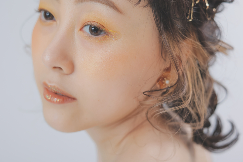 ヘアメイクを変えて