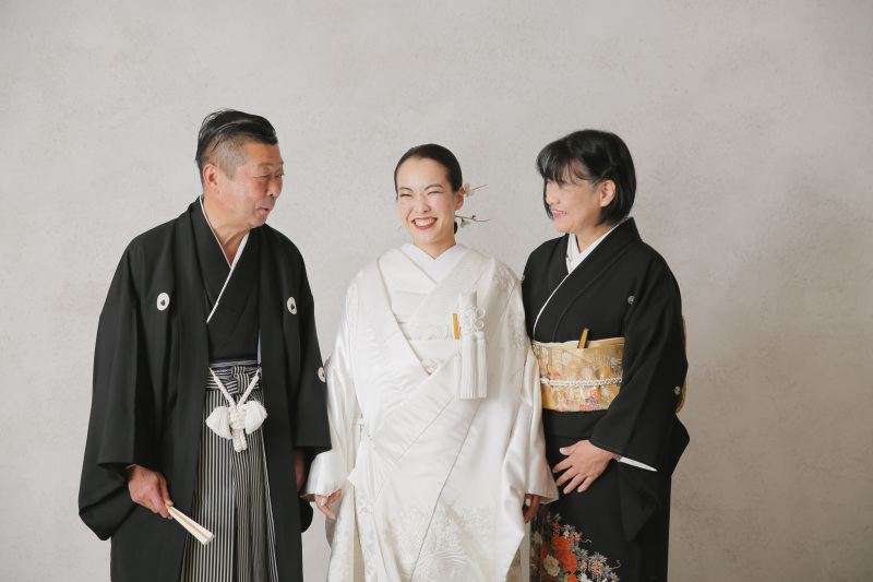 ご新婦様と父と母