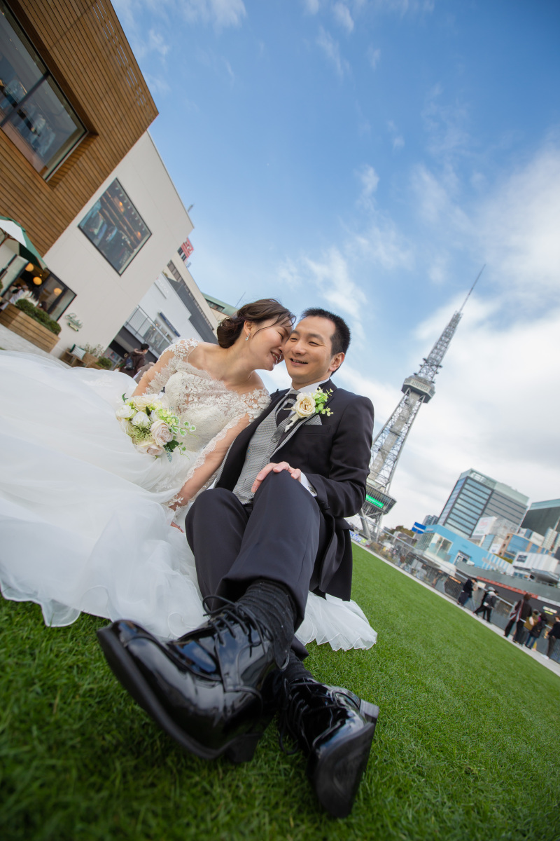 タワーと芝生で