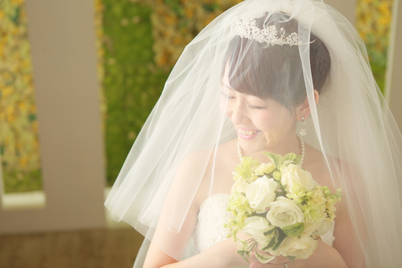 新婦様のお一人カットもとびきりキュートに