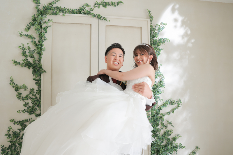 洋装をスタジオで