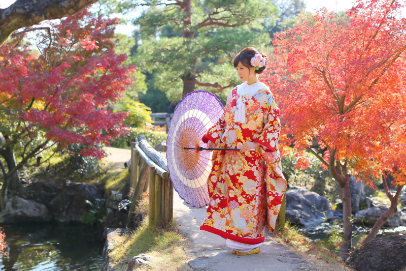 真っ赤な色打掛