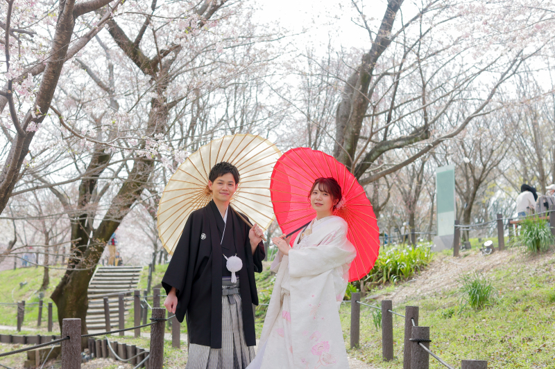 お次はおふたりで和傘を！