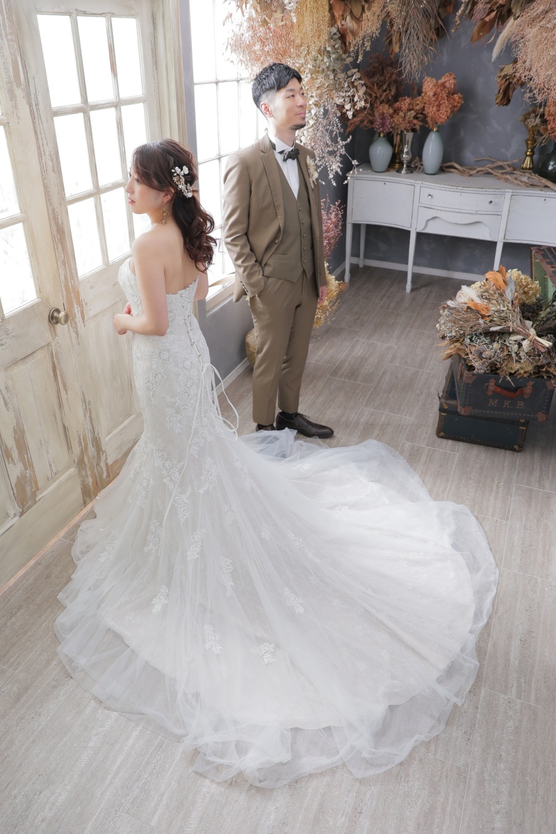 ドレスの特徴をいかして。