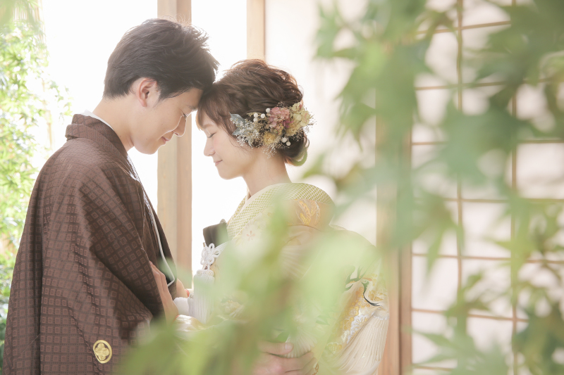 おでこをこつん