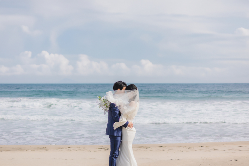 おでことおでこ