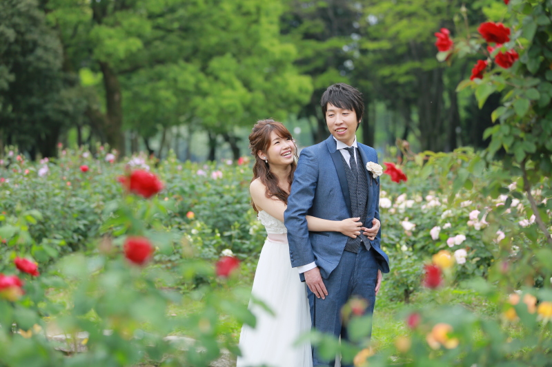 バラ園の中で