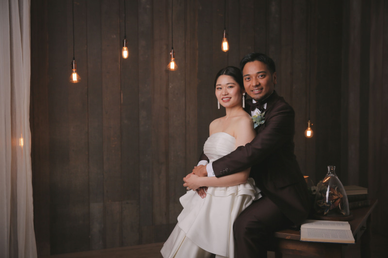 後ろからのハグ