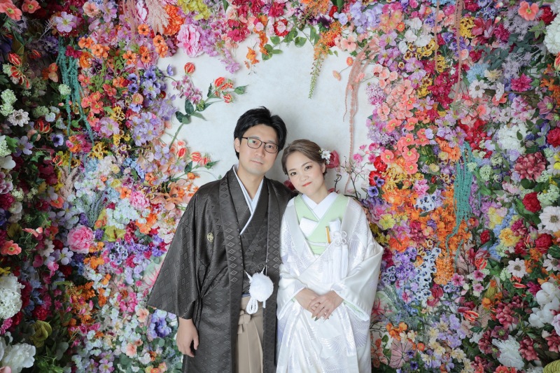 白×チャコールグレー