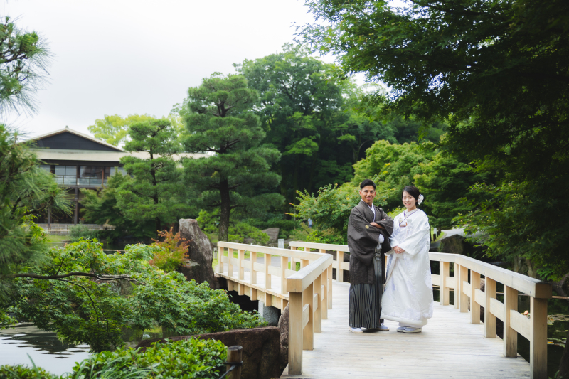新緑の日本庭園にて