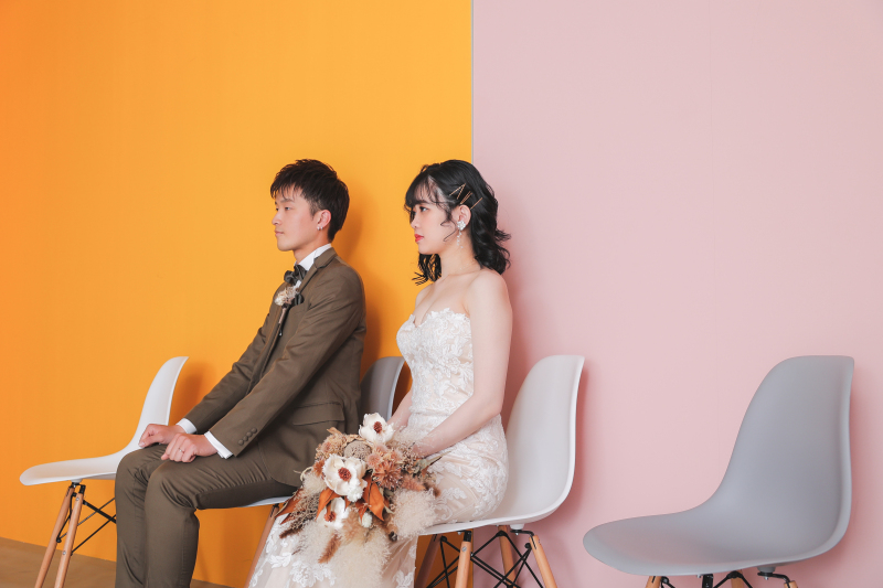 椅子を並べて。