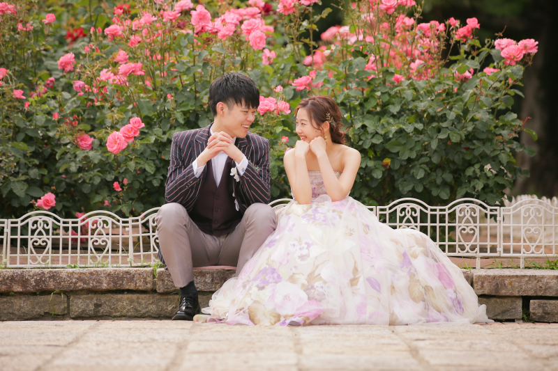 バラとカラードレスと。