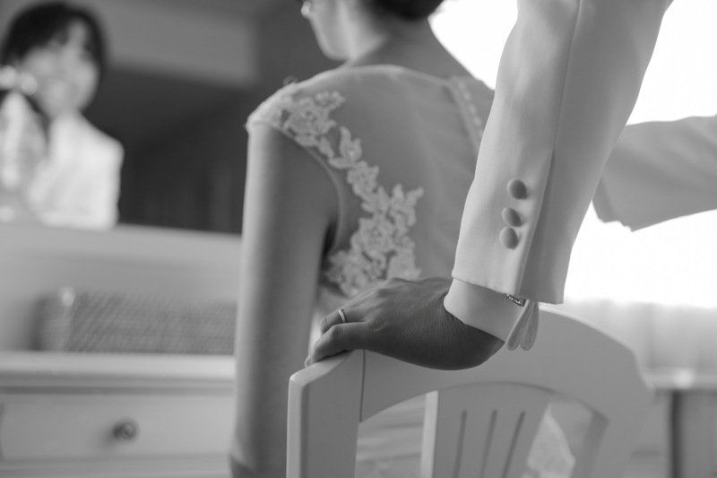 まずは控え室で