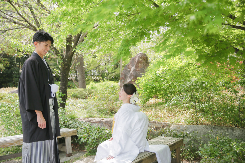 休憩中の新婦様のもとへ