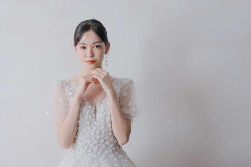 華奢な印象に。