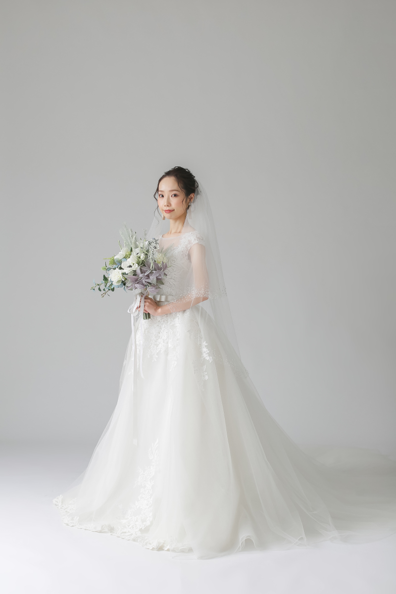 ドレス姿を美しく