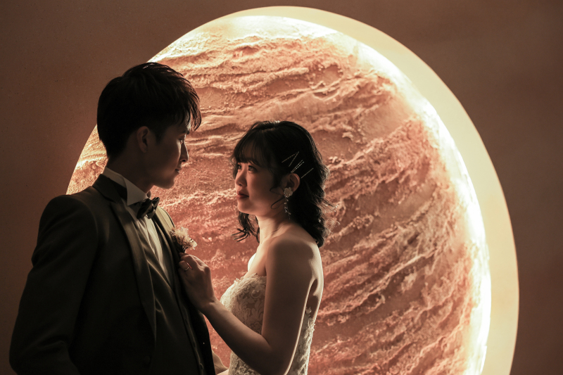 おふたりの表情もしっとりと。