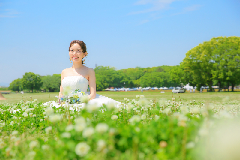 シロツメクサと