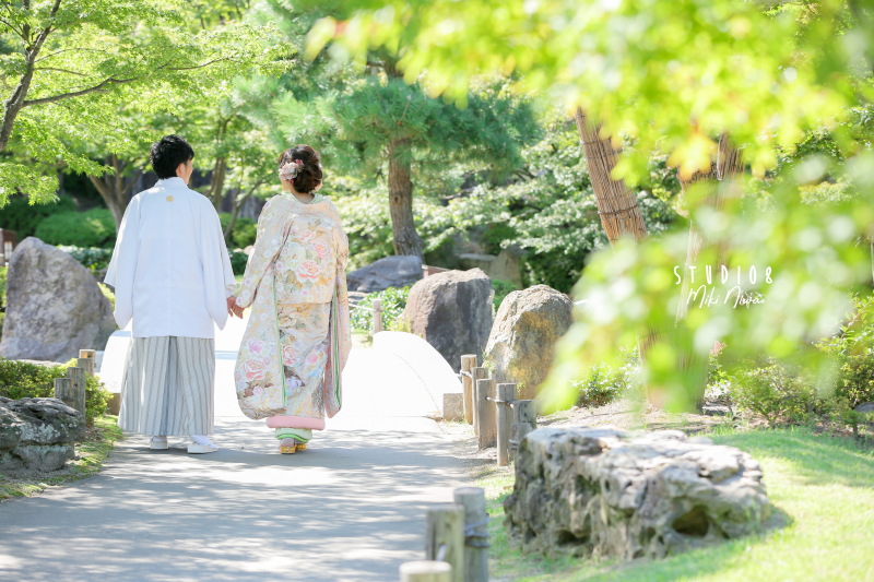 木漏れ日の中で