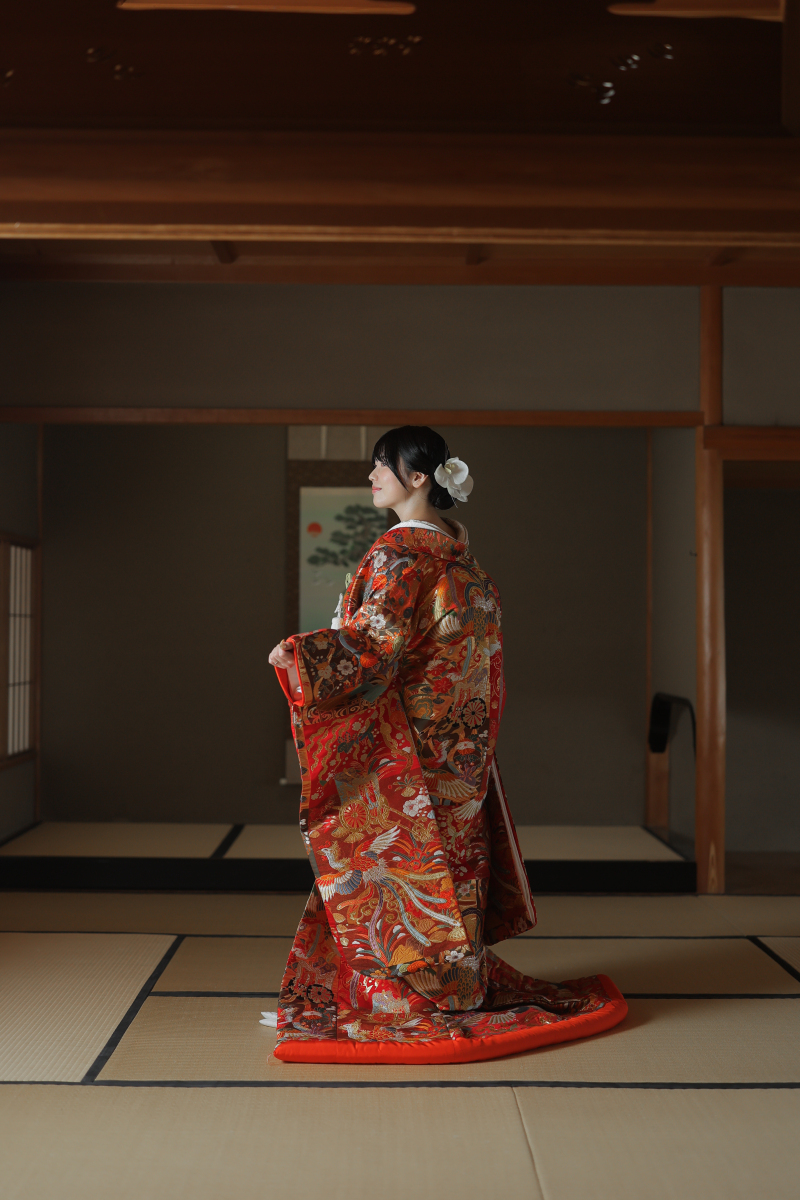 色打掛にチェンジ