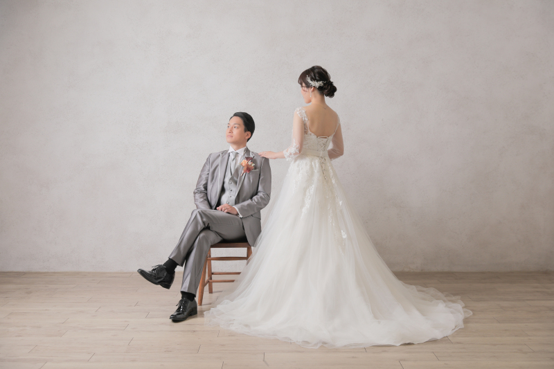 ポーズをとって