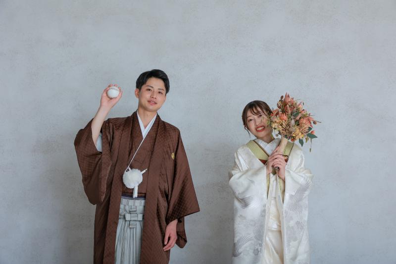 シンプルな背景でも