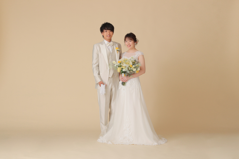 ベージュカラー