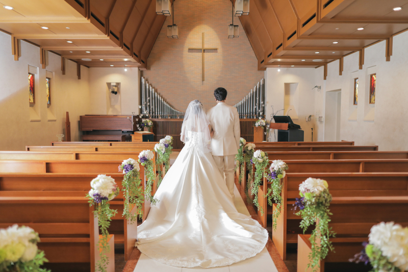 結婚式のシーンをトレース