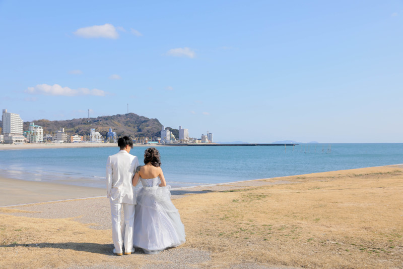 海に向かってロケーションが始まります。