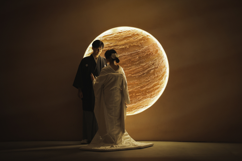 シルエットの後ろ姿