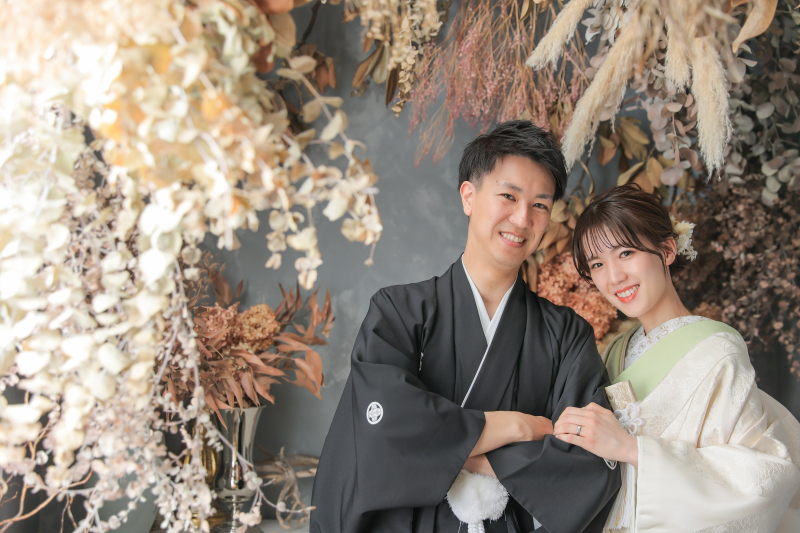 顔を寄せ合って