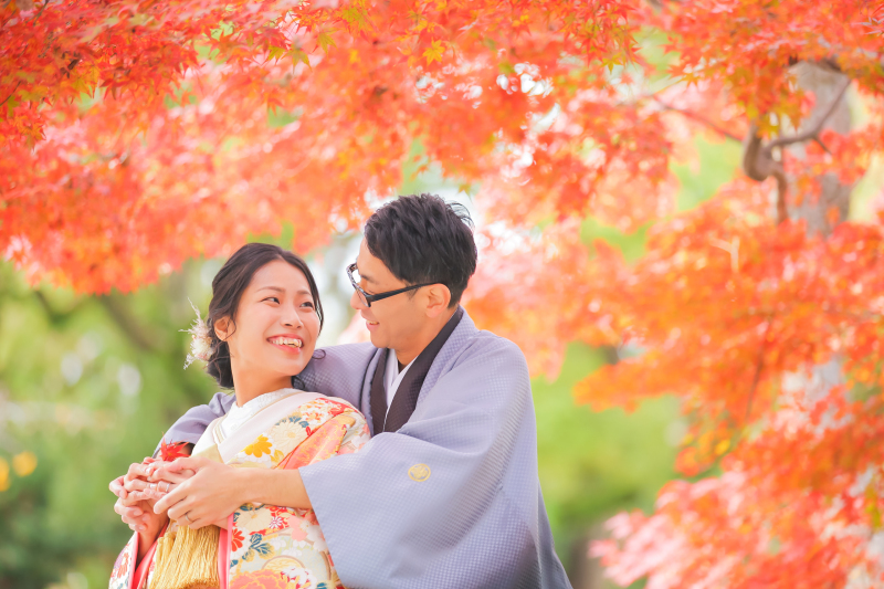 紅葉に包まれて