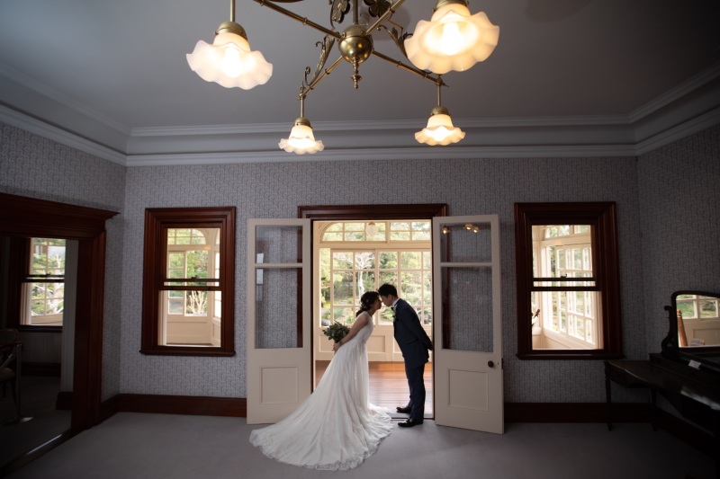 続いてドレスも