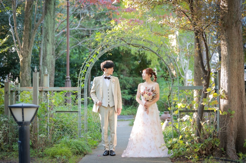 秋晴れの洋装ロケーション