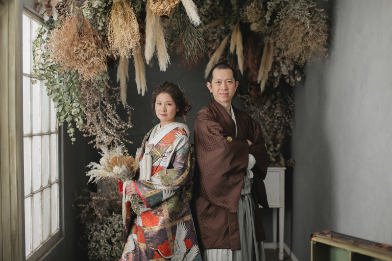 ドライフラワーに囲まれて