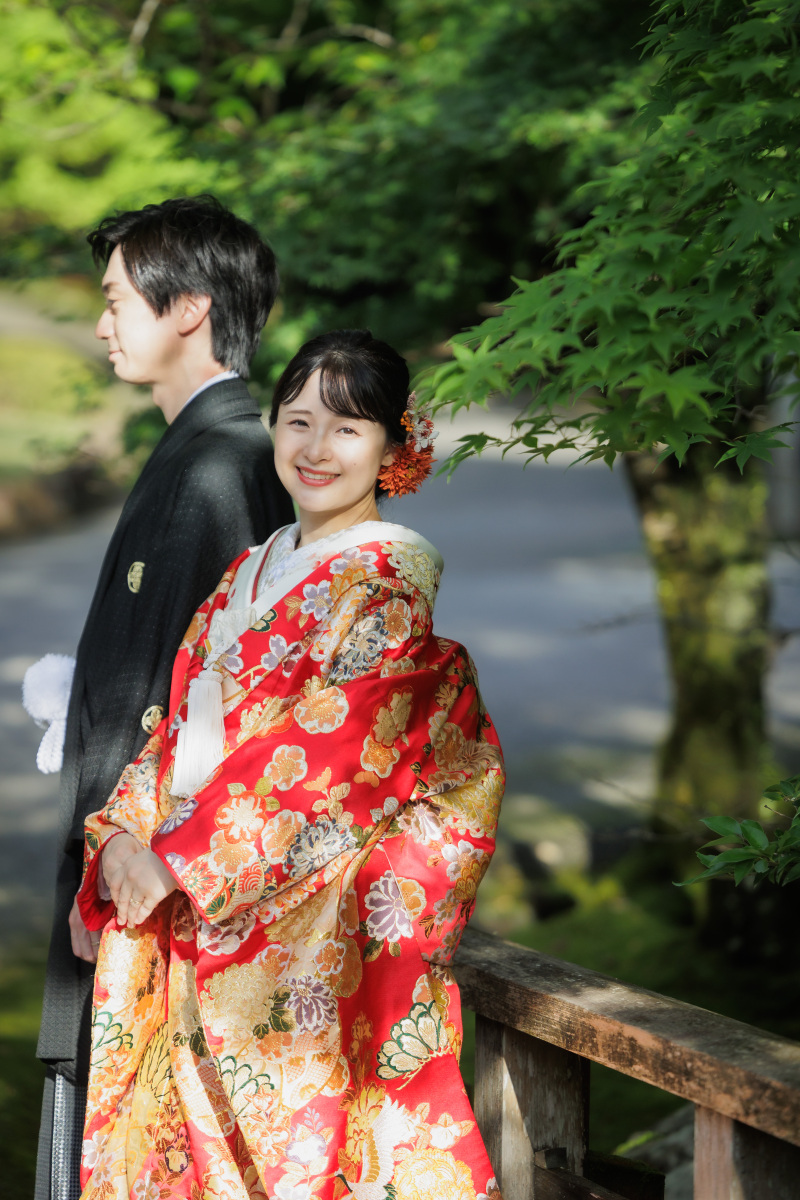 木漏れ日の中で