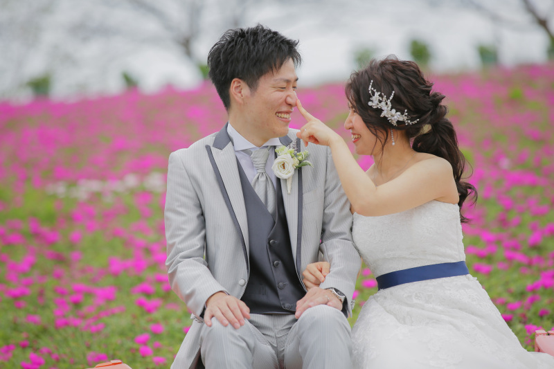 ピンクの背景で