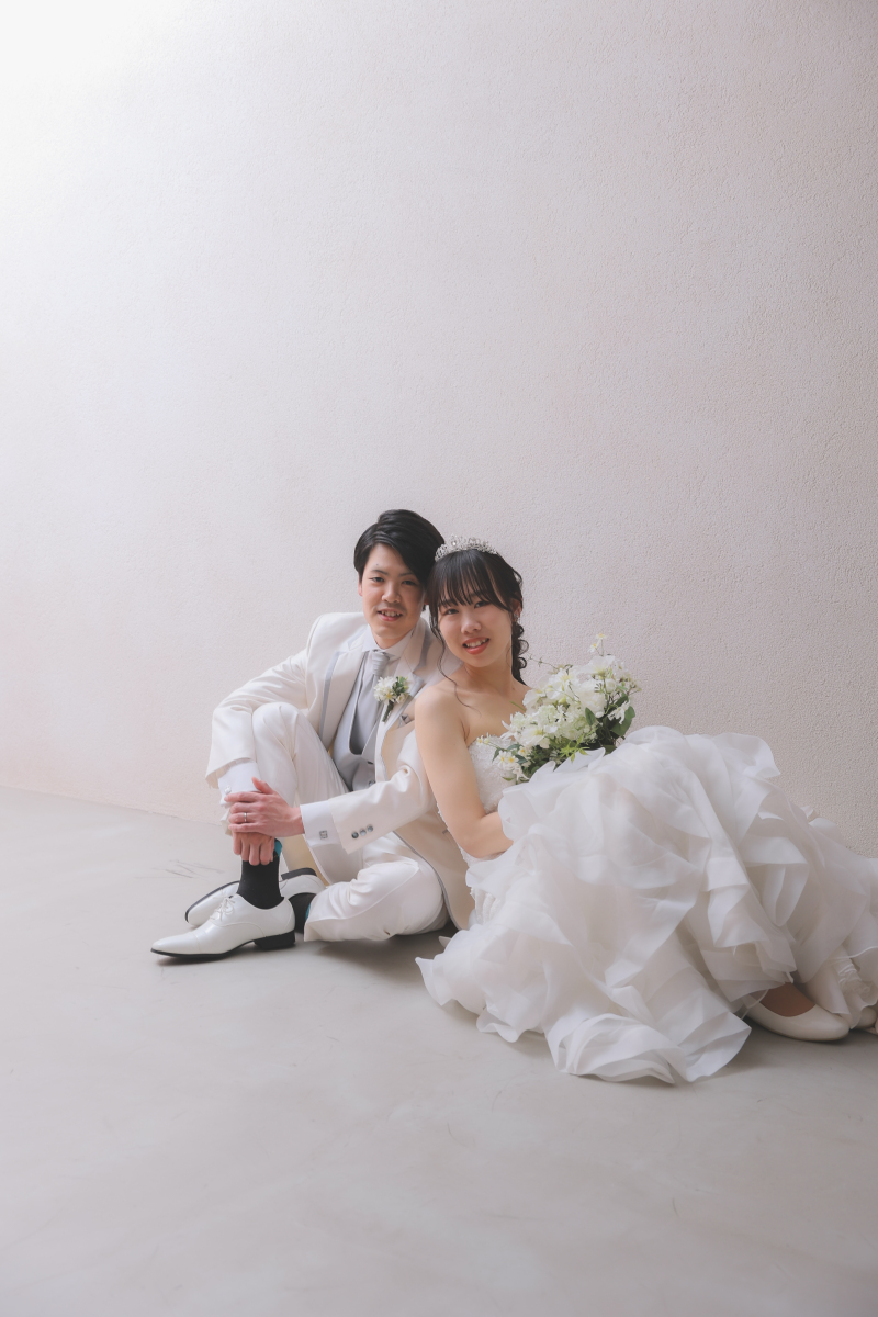 ふたりの座ったお写真も